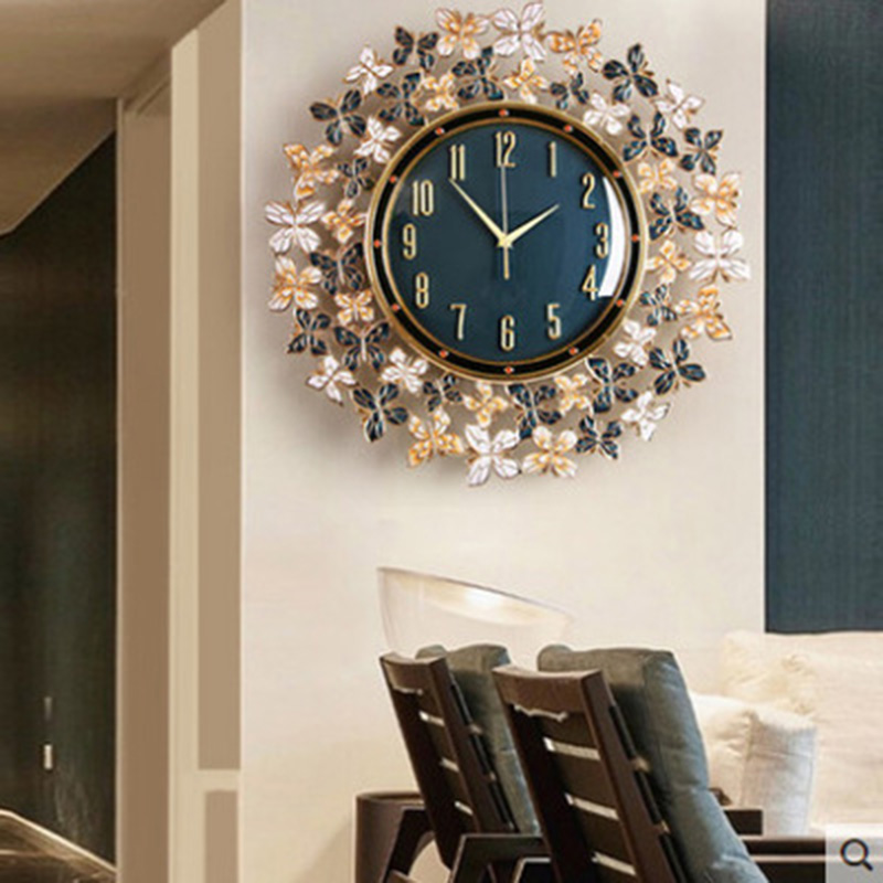 Luxury Lifestyle Living - นาฬิกาแขวนผนังรูปผีเสื้อเคลือบเงา นาฬิกาแขวนผนังห้องนั่งเล่น สไตล์แฟชั่นบ้าน หรูหราเบาๆ สร้างสรรค์ ศิลปะตกแต่งผนัง