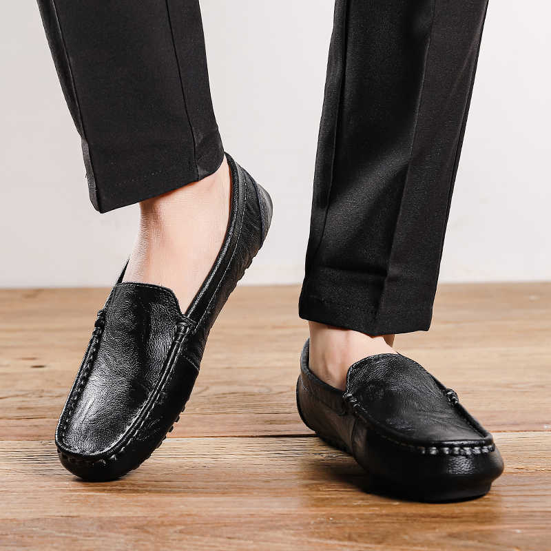 รองเท้าผ้าใบหุ้มข้อสูง กันลื่น - Luxury Men Lifestyle บทวิจารณ์และราคา