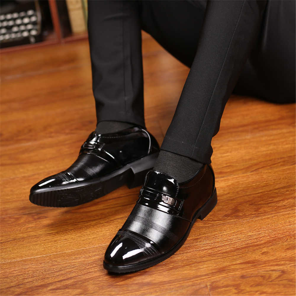 รองเท้าส้นเตี้ยแบบโมคาซิน รองเ - Luxury Men Lifestyle บทวิจารณ์และราคา